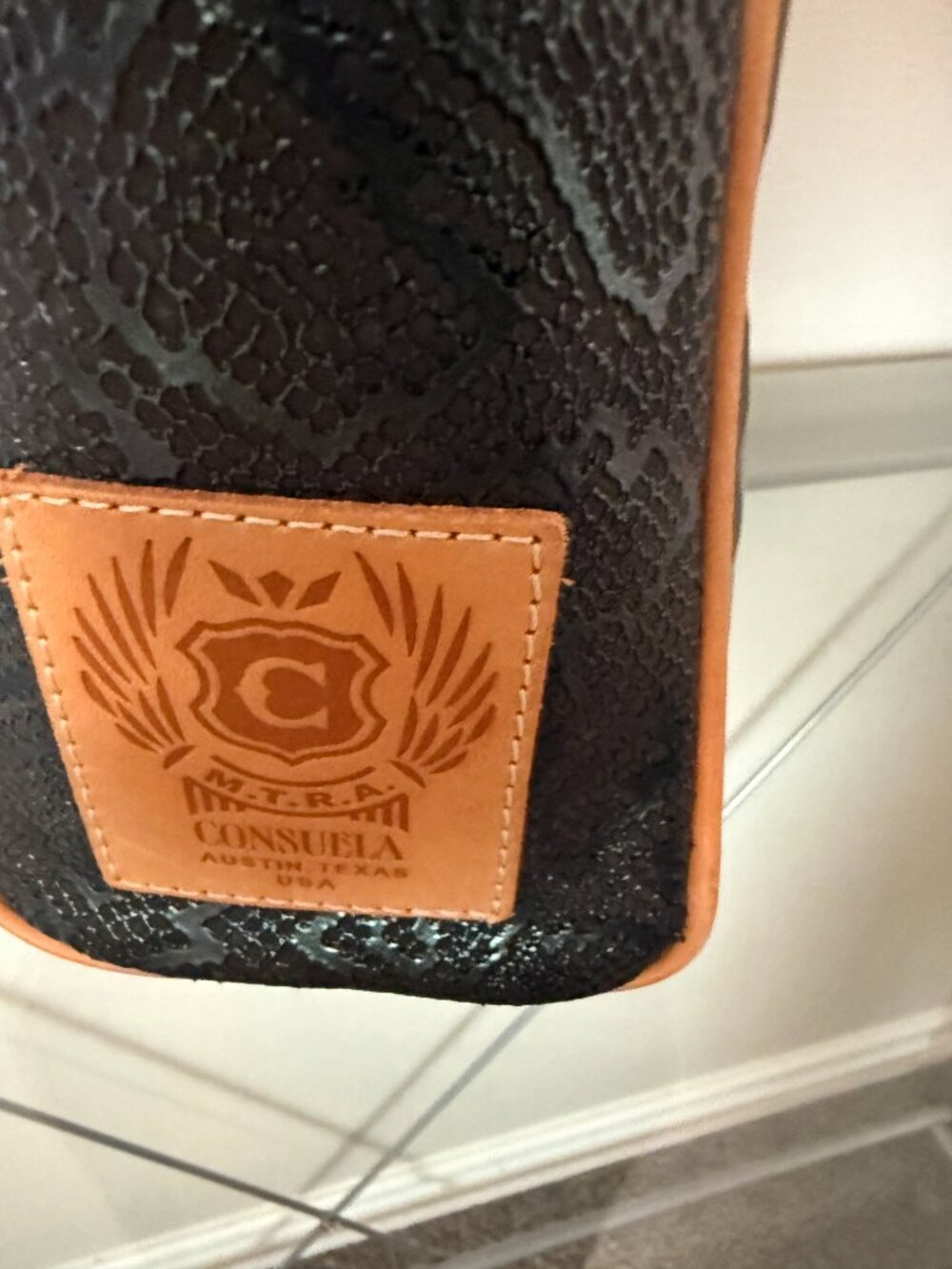 Consuela Chica Classic Tote, Jerry - Picture 5 of 14